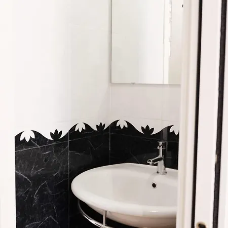 Angolo Del Carbone Apartment Parma